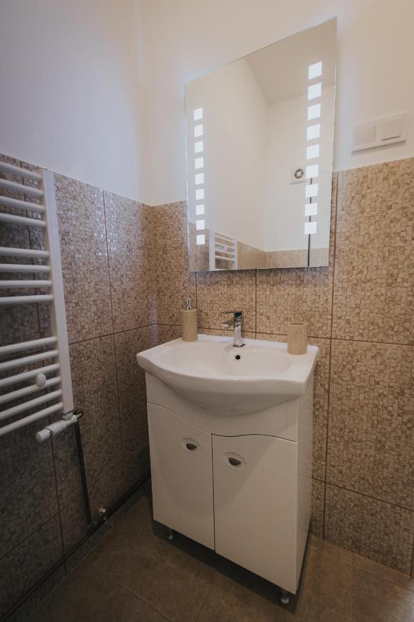 Gavri'S Classic Apartment 锡比乌 外观 照片
